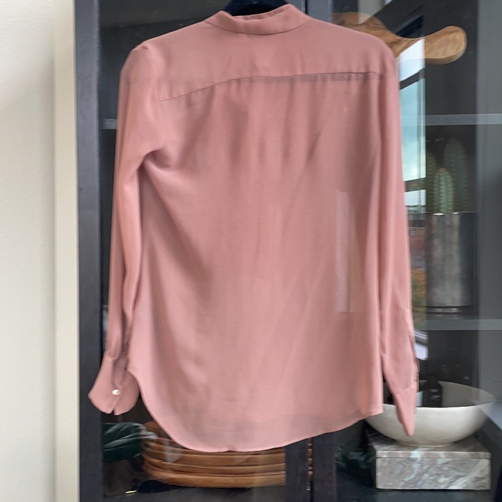 Aritzia Babaton Blouse - Picture 6 of 7
